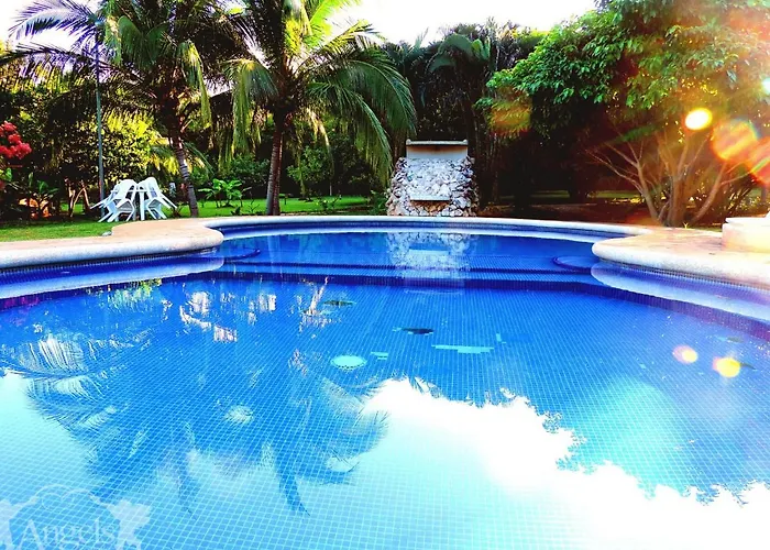 Hacienda Del Sol